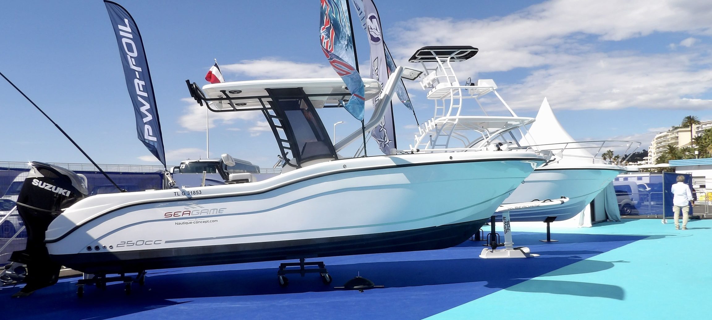 Bateau Seagame 250cc et Seagame 270sport avec tuna tower au salon de cannes 2022