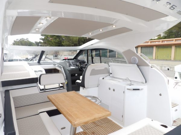Jeanneau Leader 36 Sport Top – Image 4