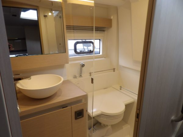 Jeanneau Leader 36 Sport Top – Image 11