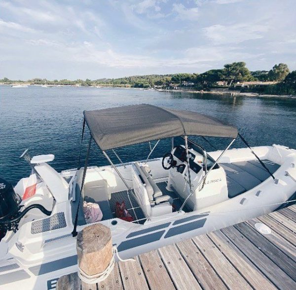 Brig Eagle 6.7 – Semi-rigide à Saint-Raphaël Nautique Concept, votre expert en bateaux à Saint-Raphaël, vous présente le Brig Eagle 6.7, un semi-rigide polyvalent et performant qui saura répondre à toutes vos attentes.