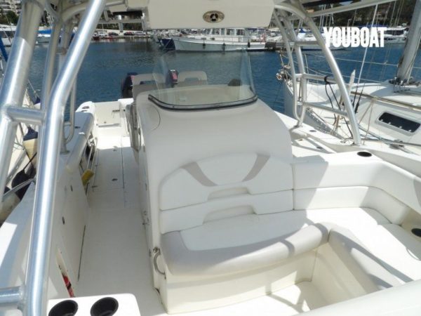Boston Whaler 320 Cuddy – Image 4