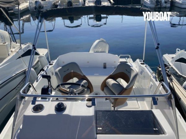 Beneteau Flyer 6 SPACEdeck – Image 5