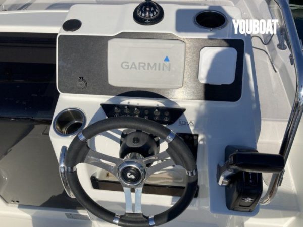 Beneteau Flyer 6 SPACEdeck – Image 4