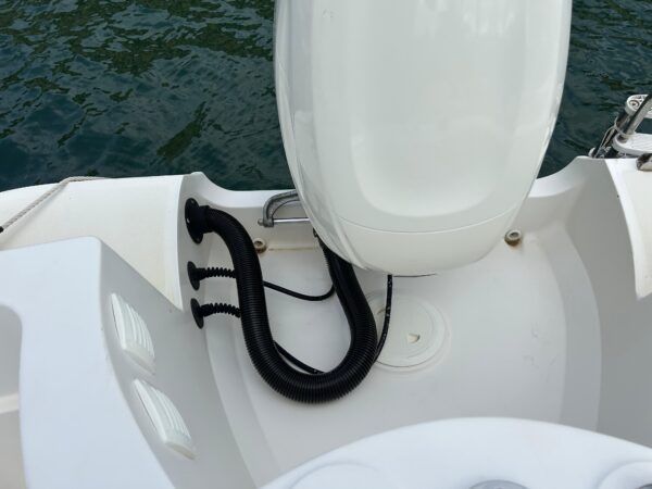 QUICKSILVER 635 COMMANDER – Image 7