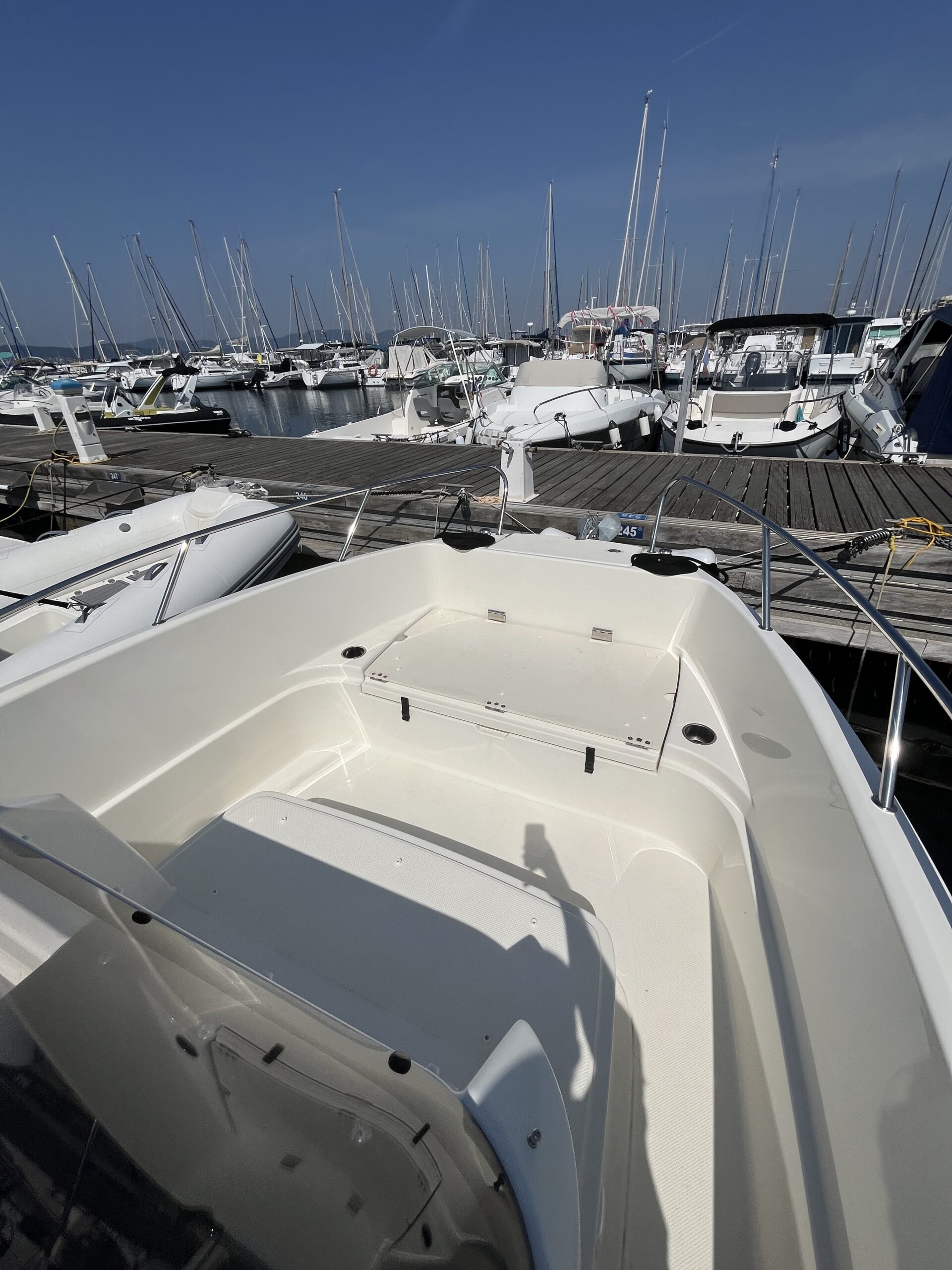 Quicksilver activ 675 open – Image 11