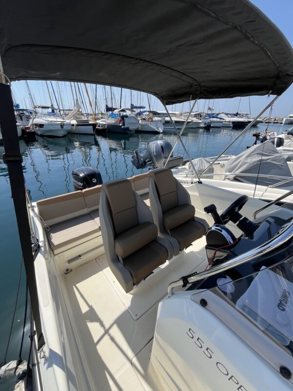 QUICKSILVER ACTIV 555 OPEN – Image 5