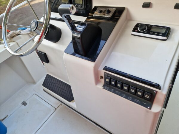 Boston Whaler Outrage 21 – Image 2