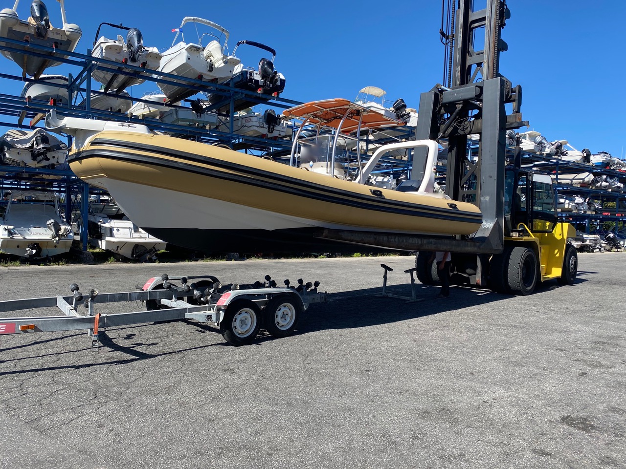 Capelli Tempest 750 – Image 2