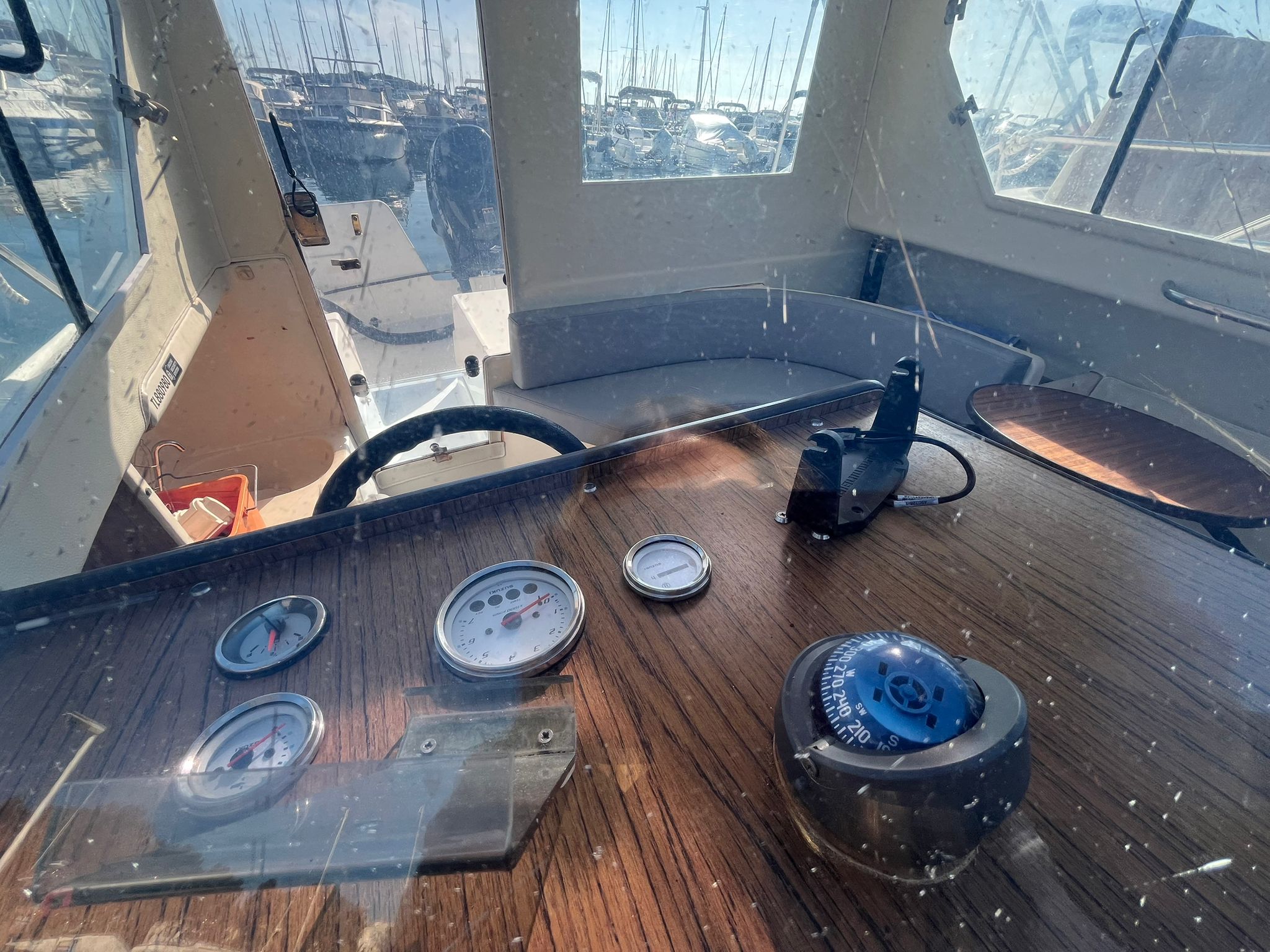 Guymarine 560 - GM 560 – Image 14