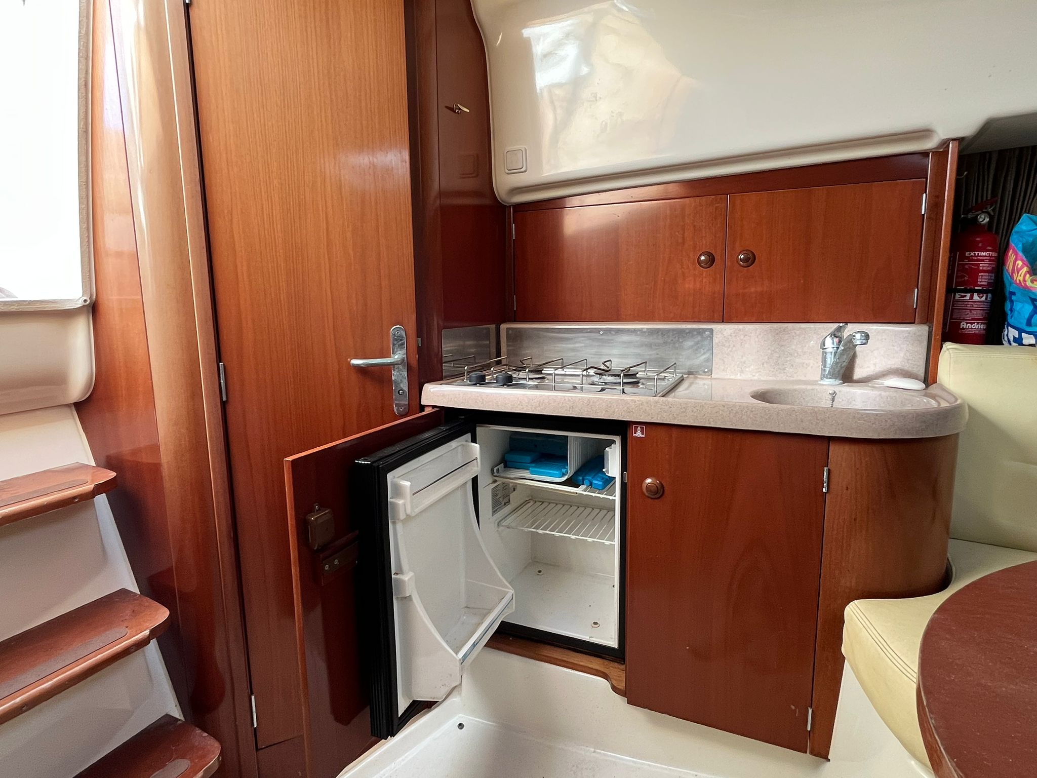 Jeanneau Leader 805 – Image 27