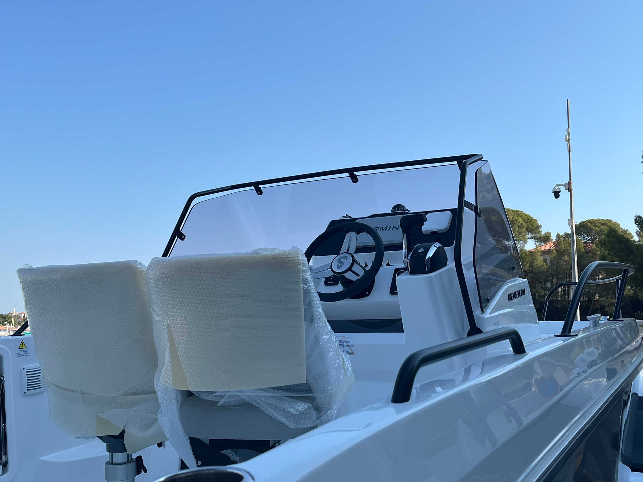 Beneteau Flyer 7 Sundeck Pilot Edition 2026 – Image 7