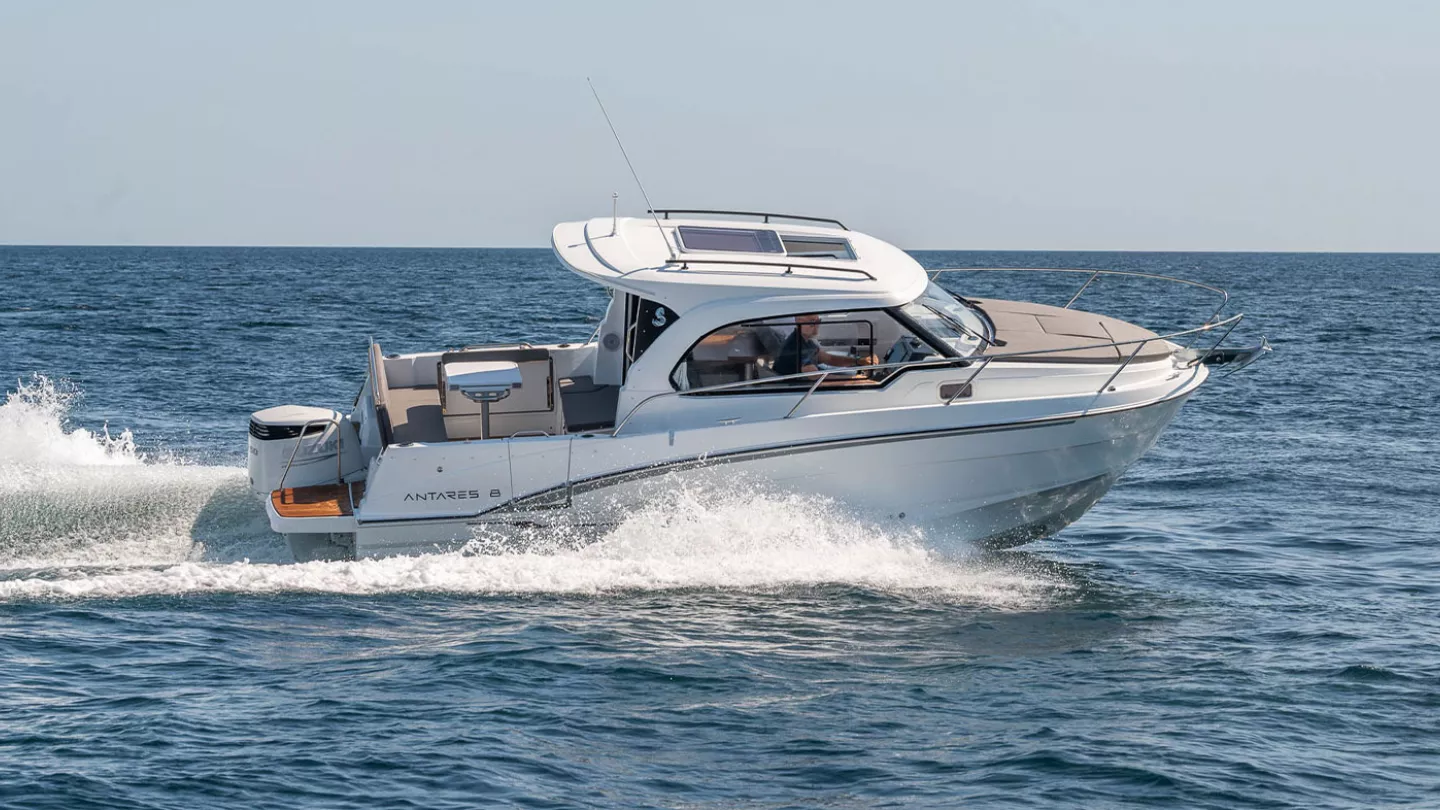 Antares 8 - Disponible en version Fishing