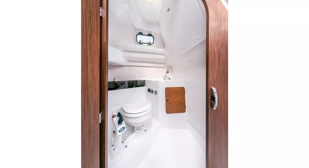 Antares 8 - Disponible en version Fishing – Image 16