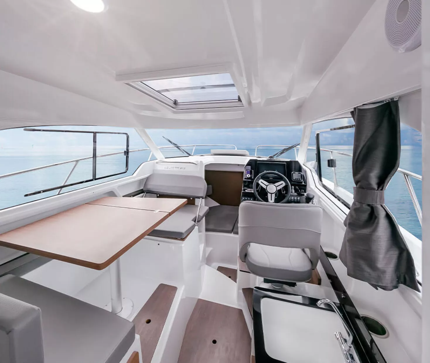 Antares 8 - Disponible en version Fishing – Image 10