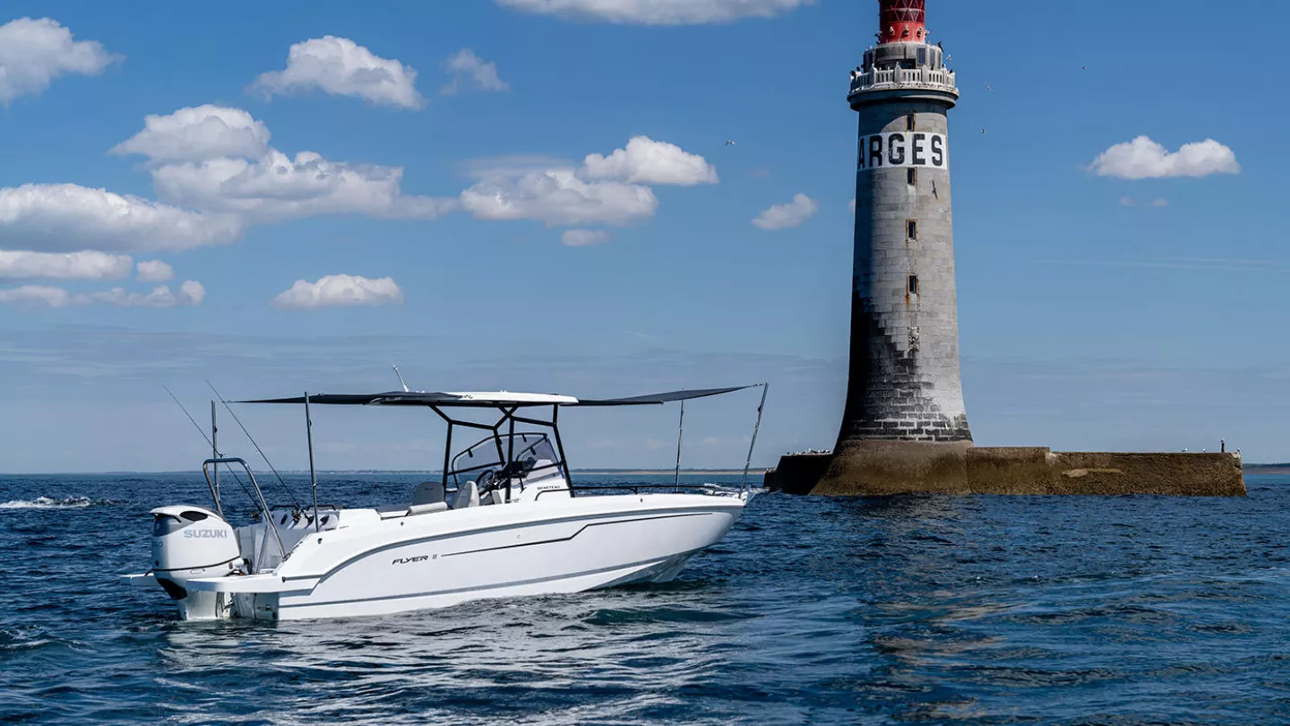 Flyer 8 SPACEdeck - Disponible en Pilot Edition