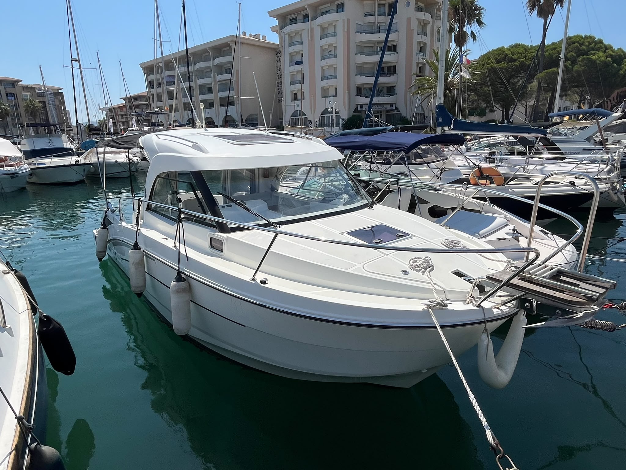 Beneteau Antares 8 OB