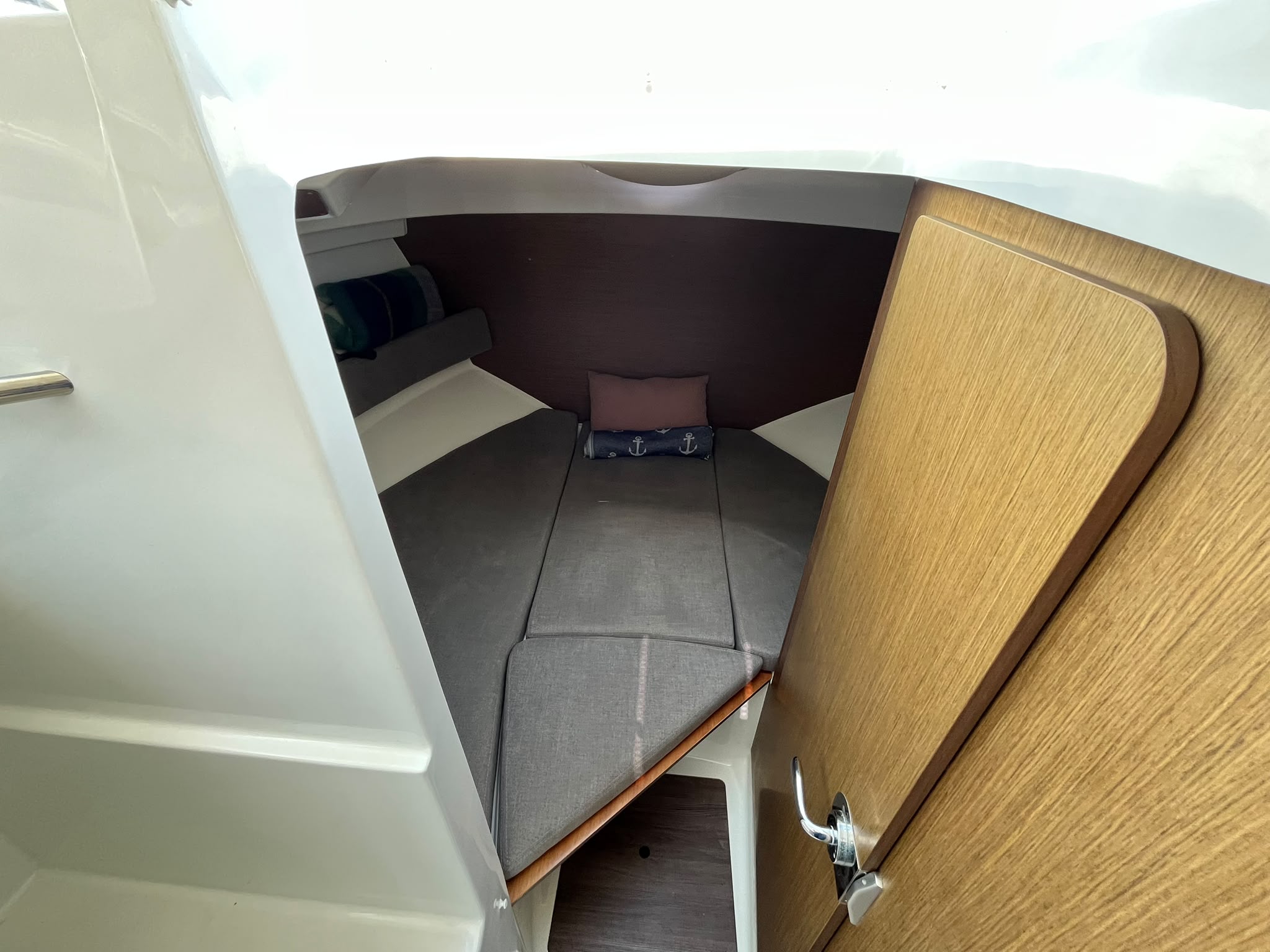 Beneteau Antares 8 OB – Image 32