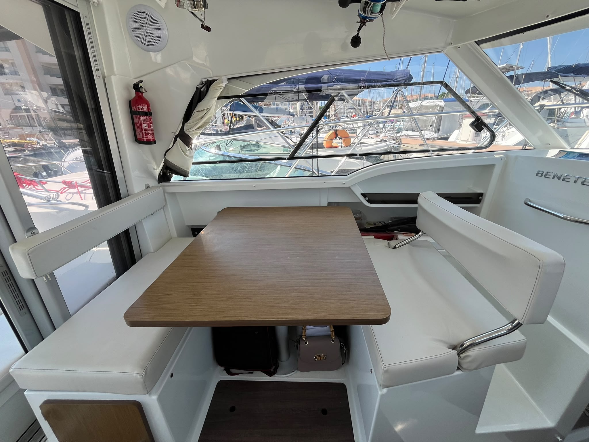 Beneteau Antares 8 OB – Image 38