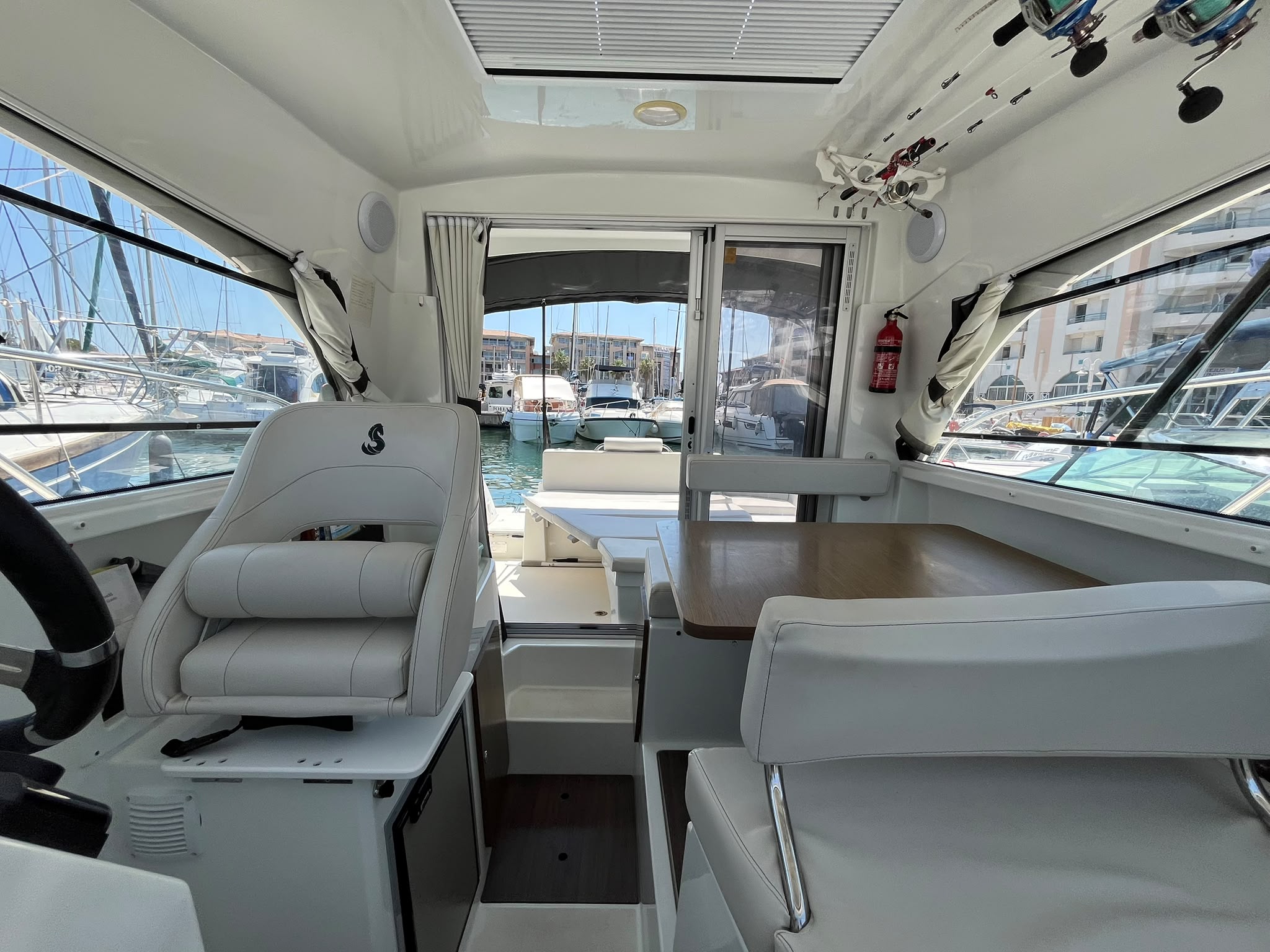 Beneteau Antares 8 OB – Image 43