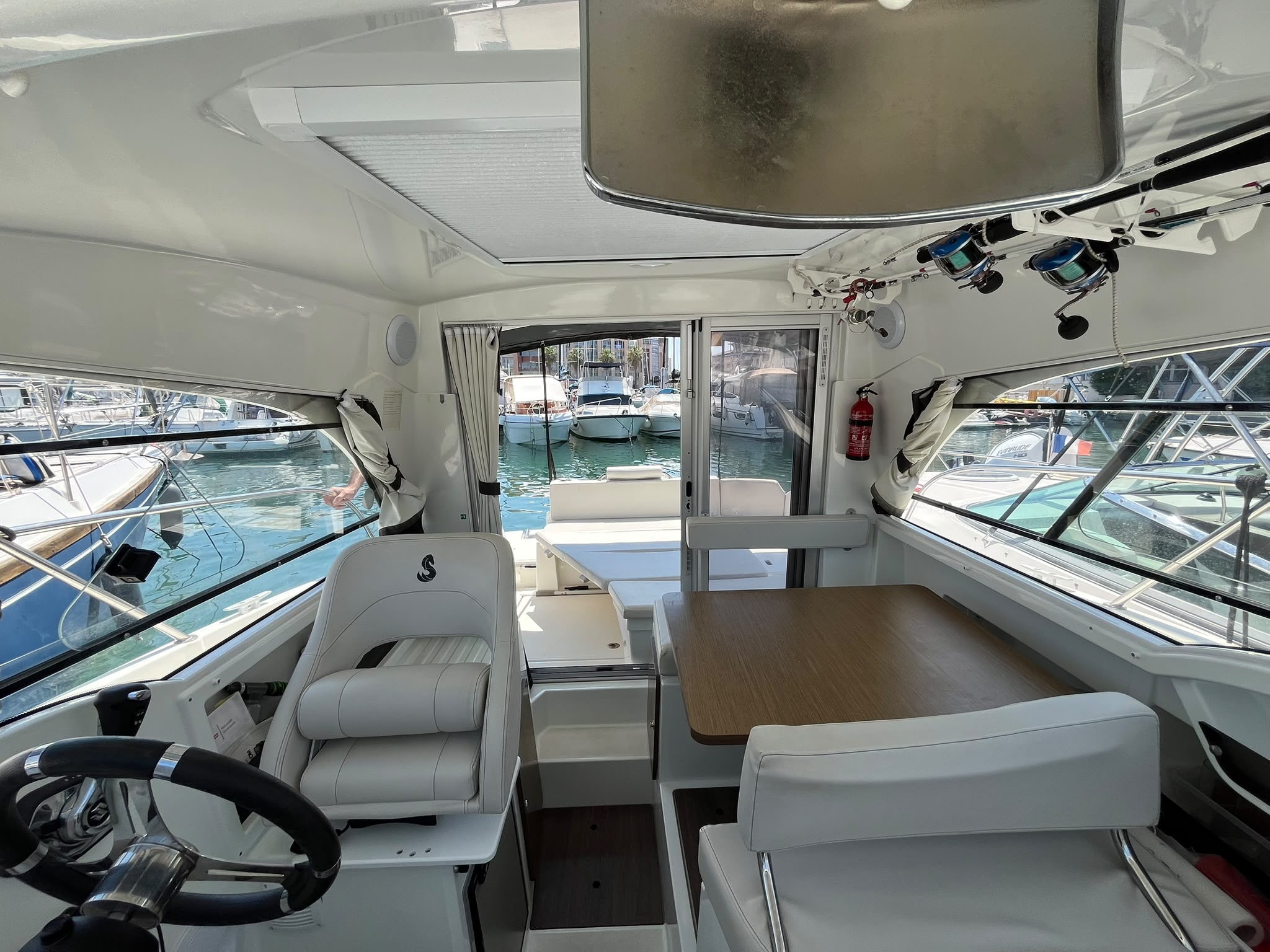 Beneteau Antares 8 OB – Image 44
