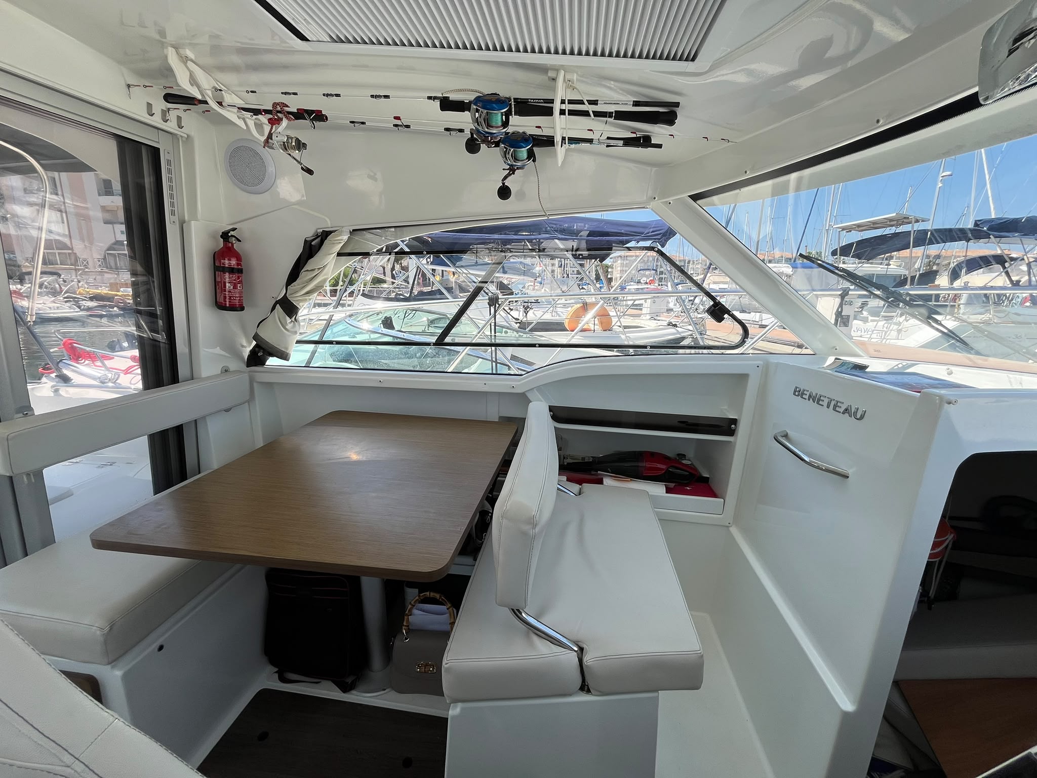 Beneteau Antares 8 OB – Image 47