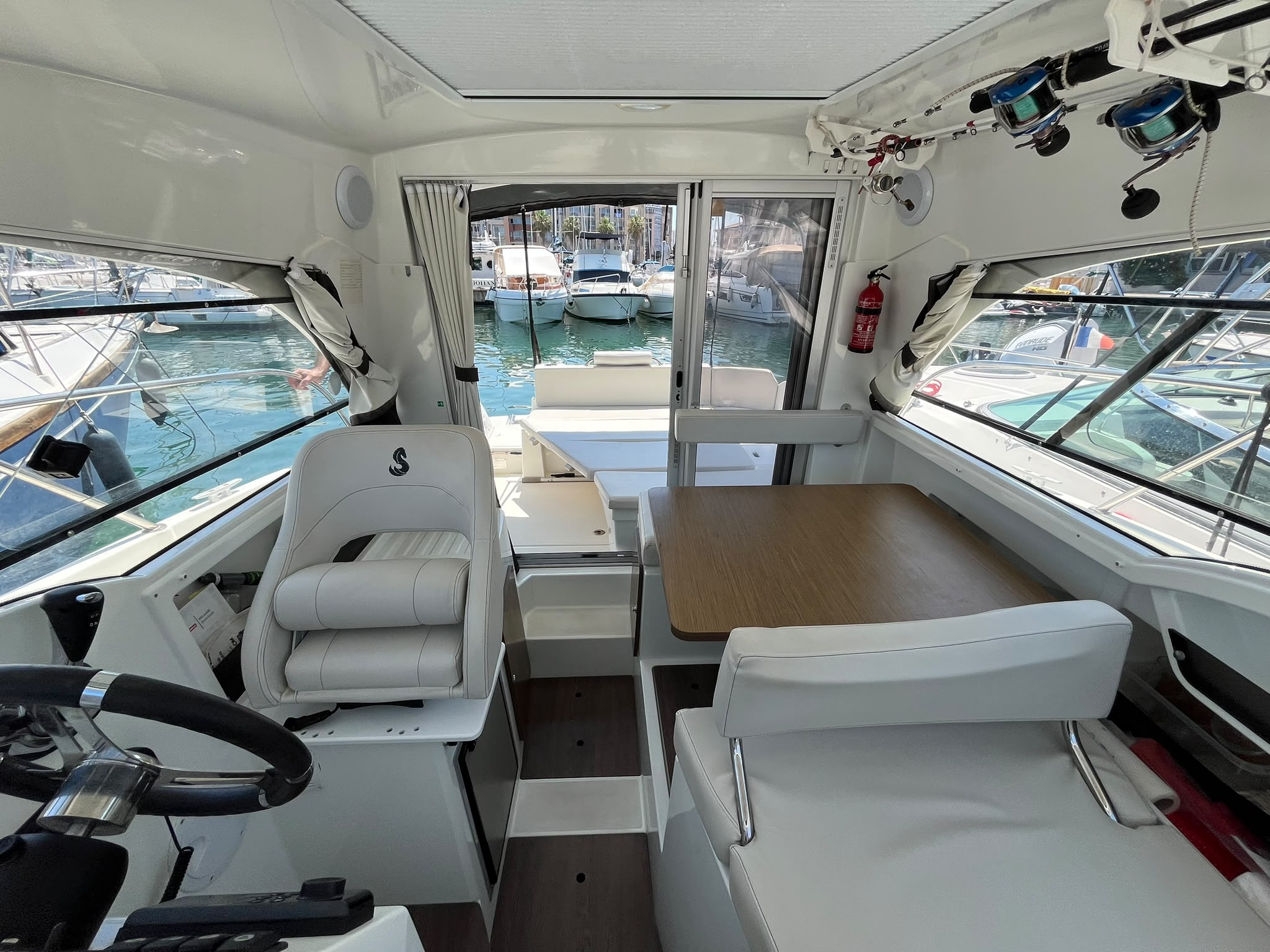 Beneteau Antares 8 OB – Image 49