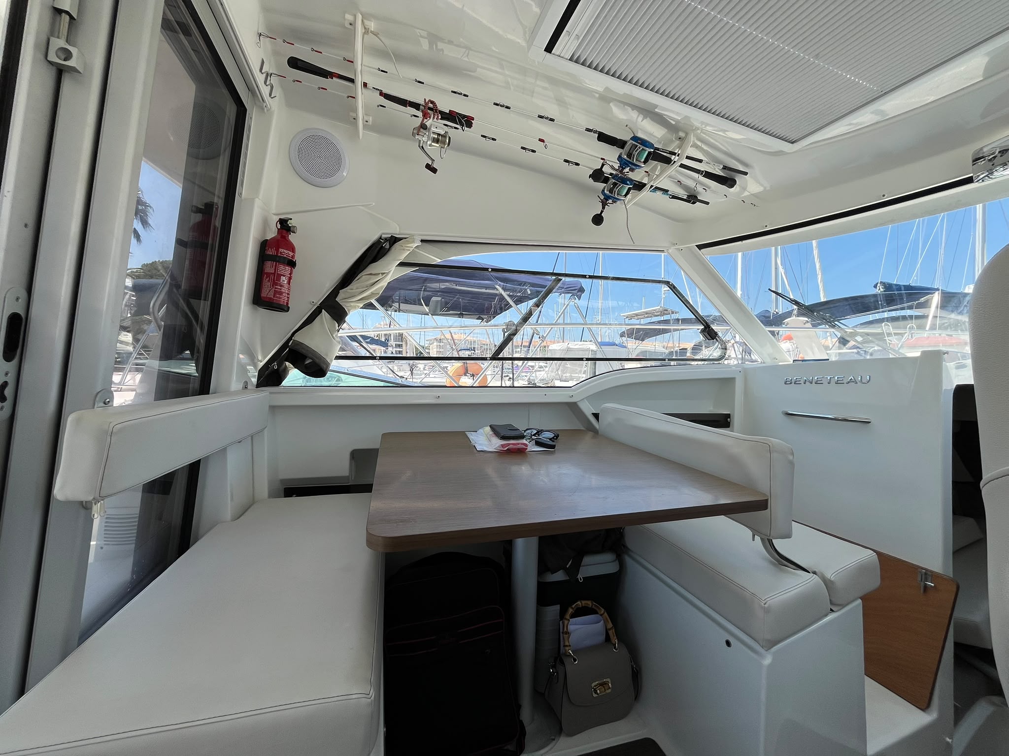 Beneteau Antares 8 OB – Image 58