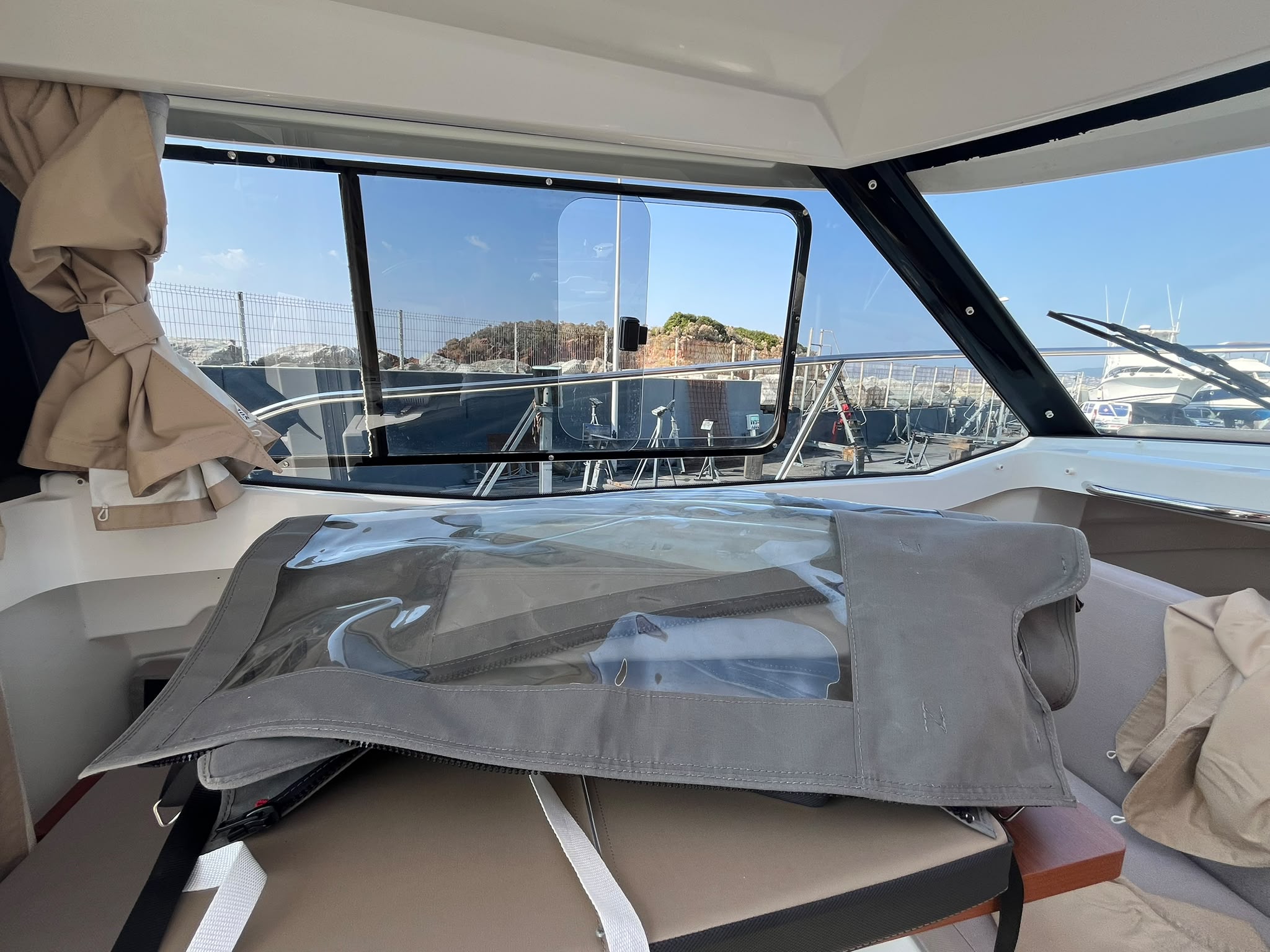 Jeanneau Merry Fisher d’occasion avec remorque. – Image 30