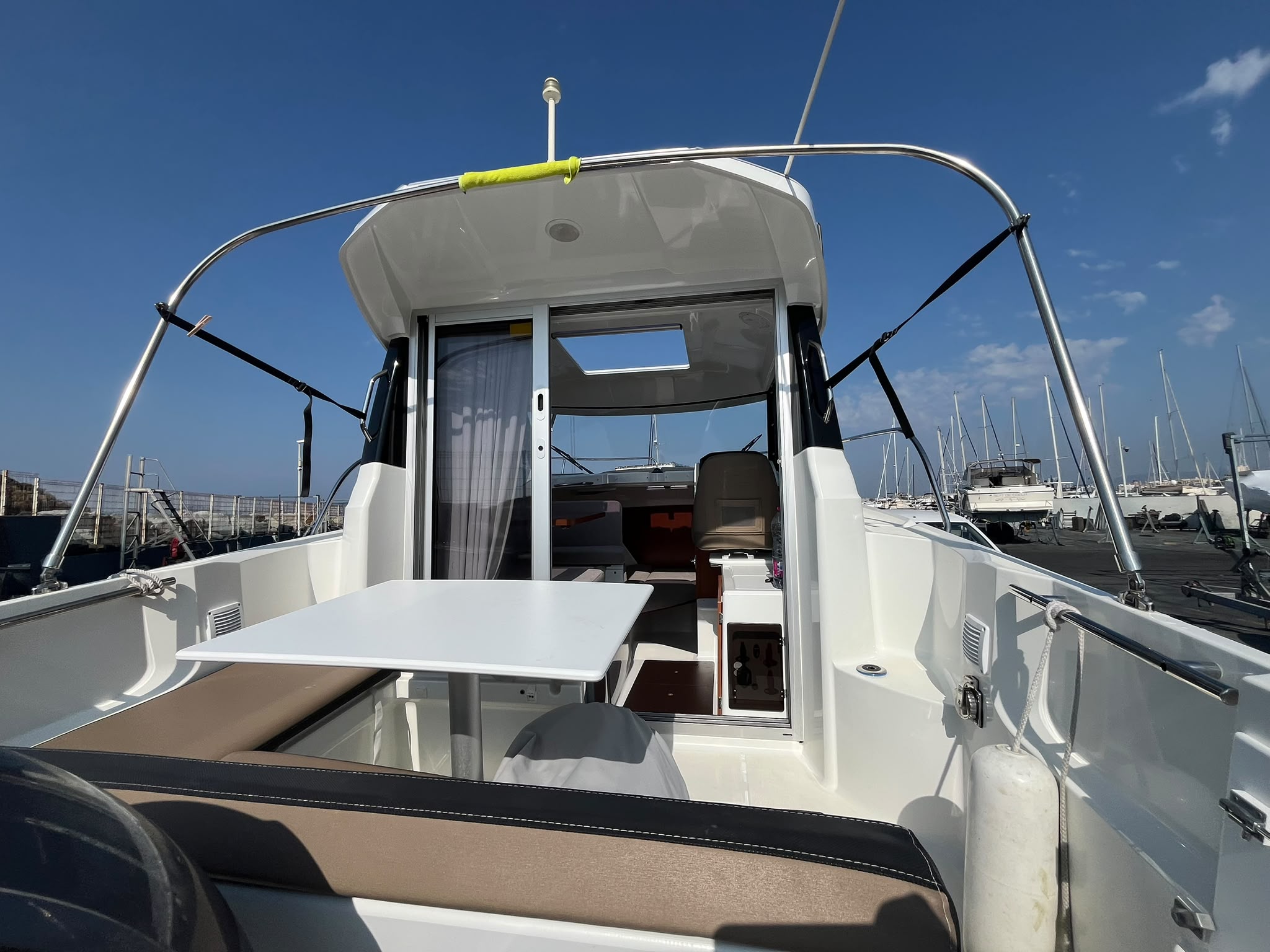 Jeanneau Merry Fisher d’occasion avec remorque. – Image 35