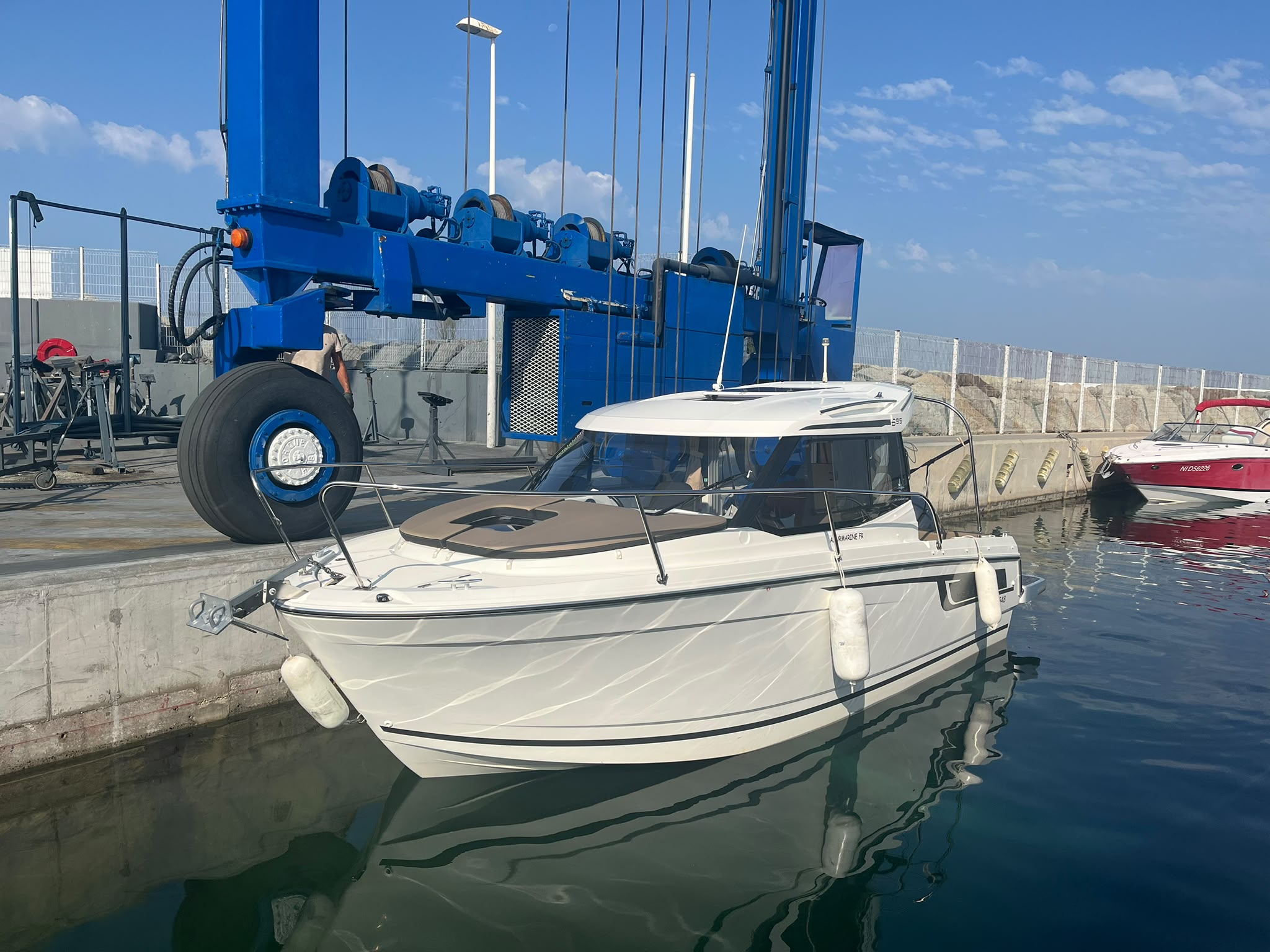 Jeanneau Merry Fisher d’occasion avec remorque. – Image 3
