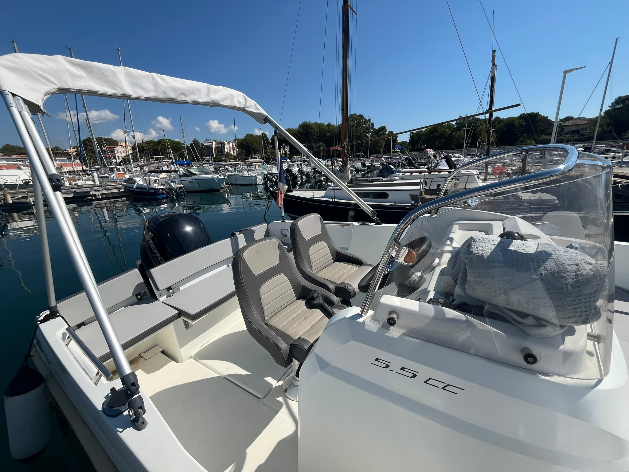 Cap Camarat 5.5 CC S2 2016 à vendre – Mercury F100 EFI 100 CV – Image 5