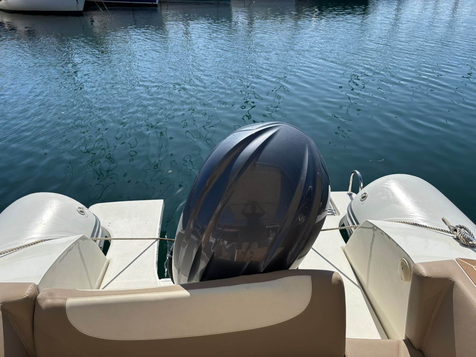 CAPELLI TEMPEST 775 – 2022 – YAMAHA 250 CV – HYPALON – 840 H – LOA REPRENABLE – FRÉJUS / SAINT-RAPHAËL – Image 9
