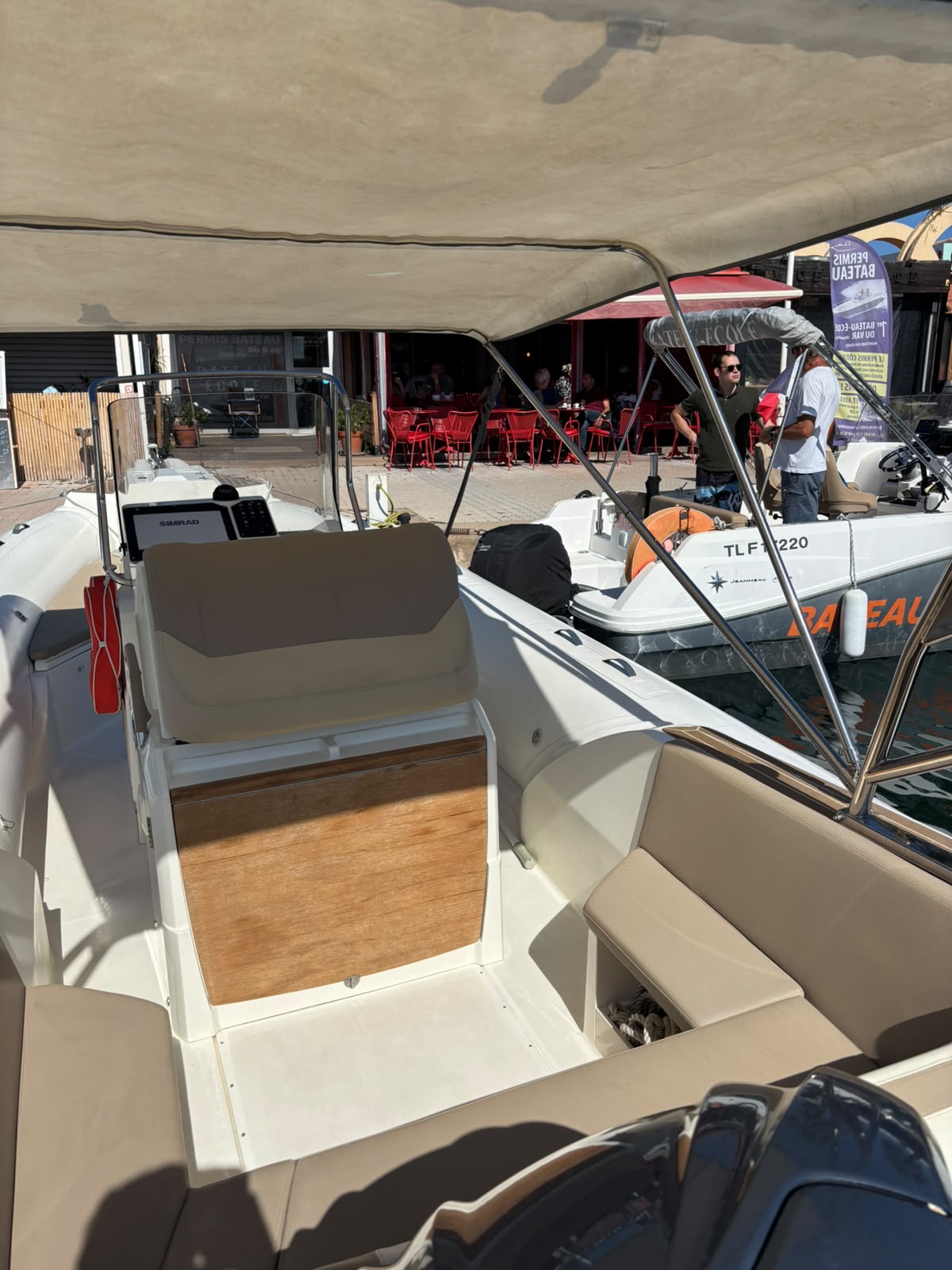 CAPELLI TEMPEST 775 – 2022 – YAMAHA 250 CV – HYPALON – 840 H – LOA REPRENABLE – FRÉJUS / SAINT-RAPHAËL – Image 14