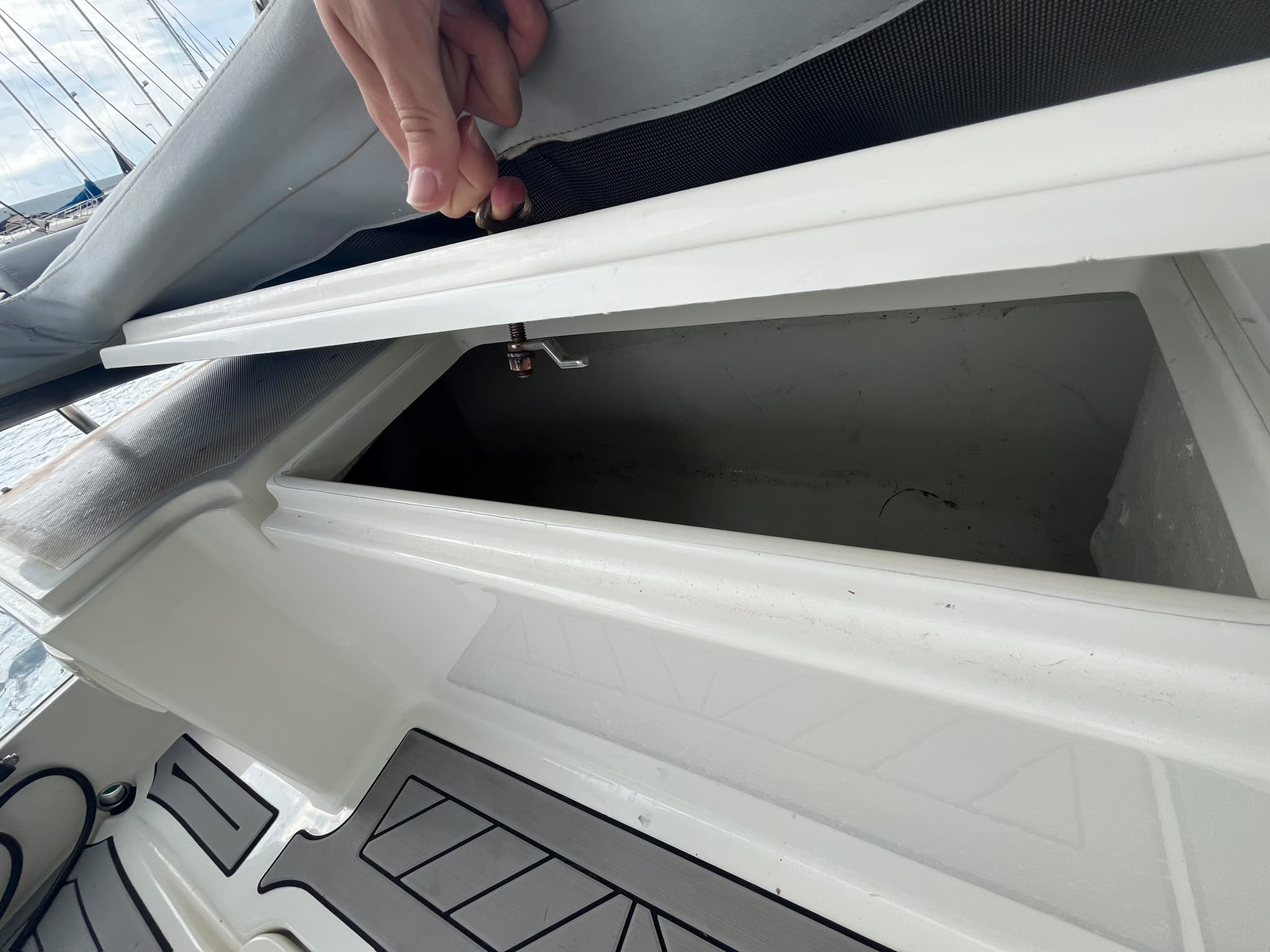 Nuva M6 Open 2020 – Mercury 115 EFI – 5,99 m – LOA – Image 16