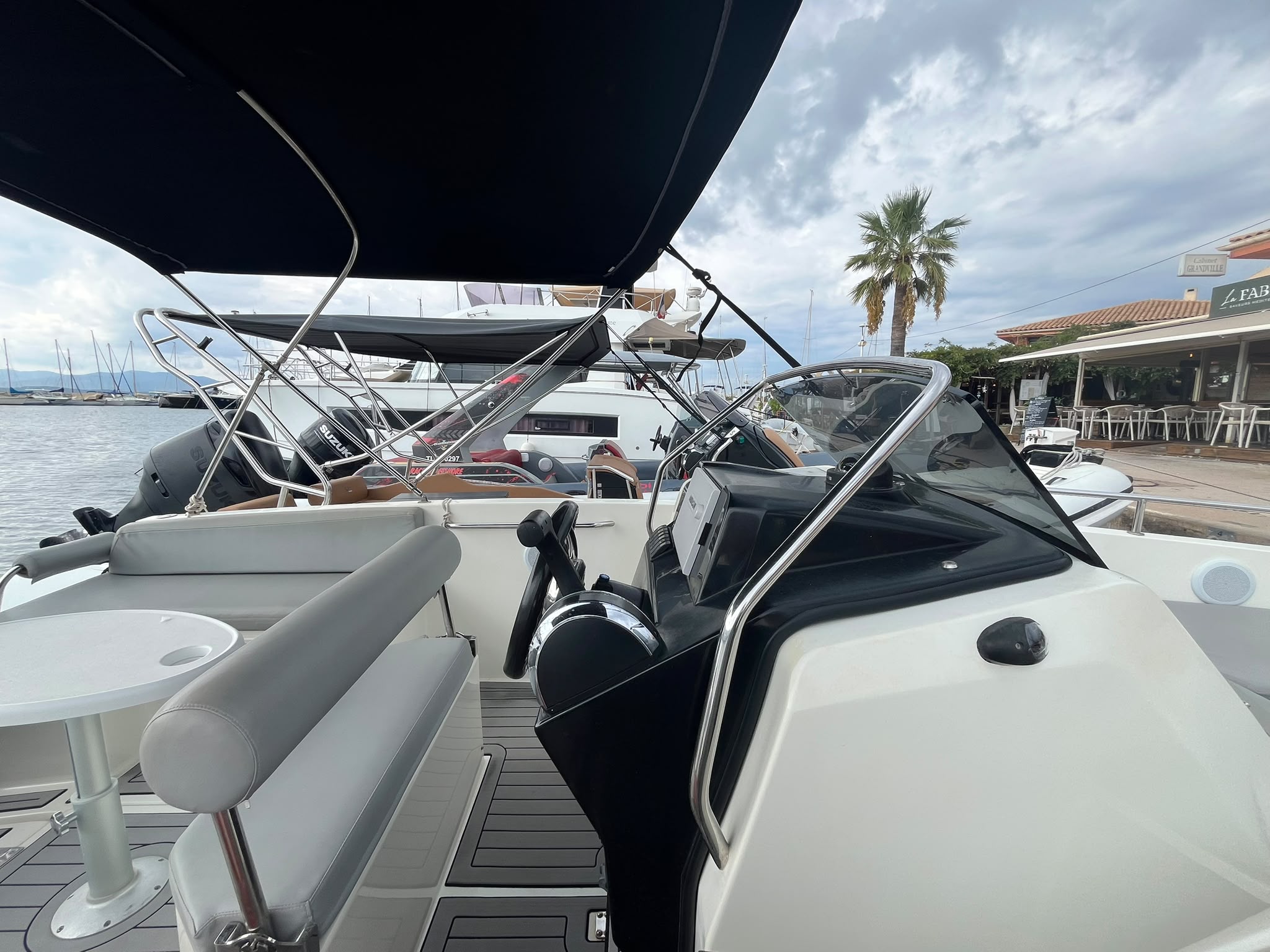 Nuva M6 Open 2020 – Mercury 115 EFI – 5,99 m – LOA – Image 12