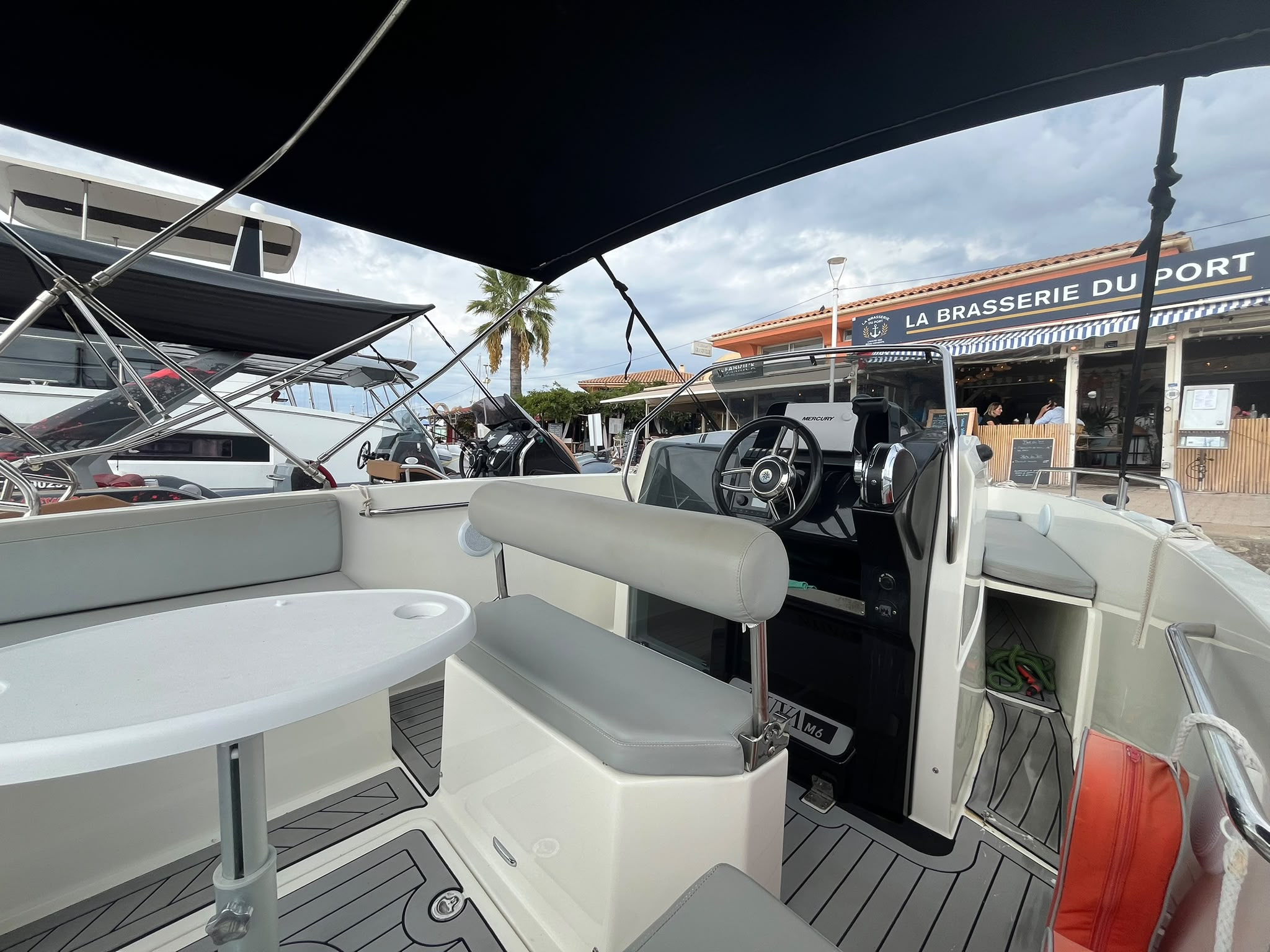 Nuva M6 Open 2020 – Mercury 115 EFI – 5,99 m – LOA – Image 24