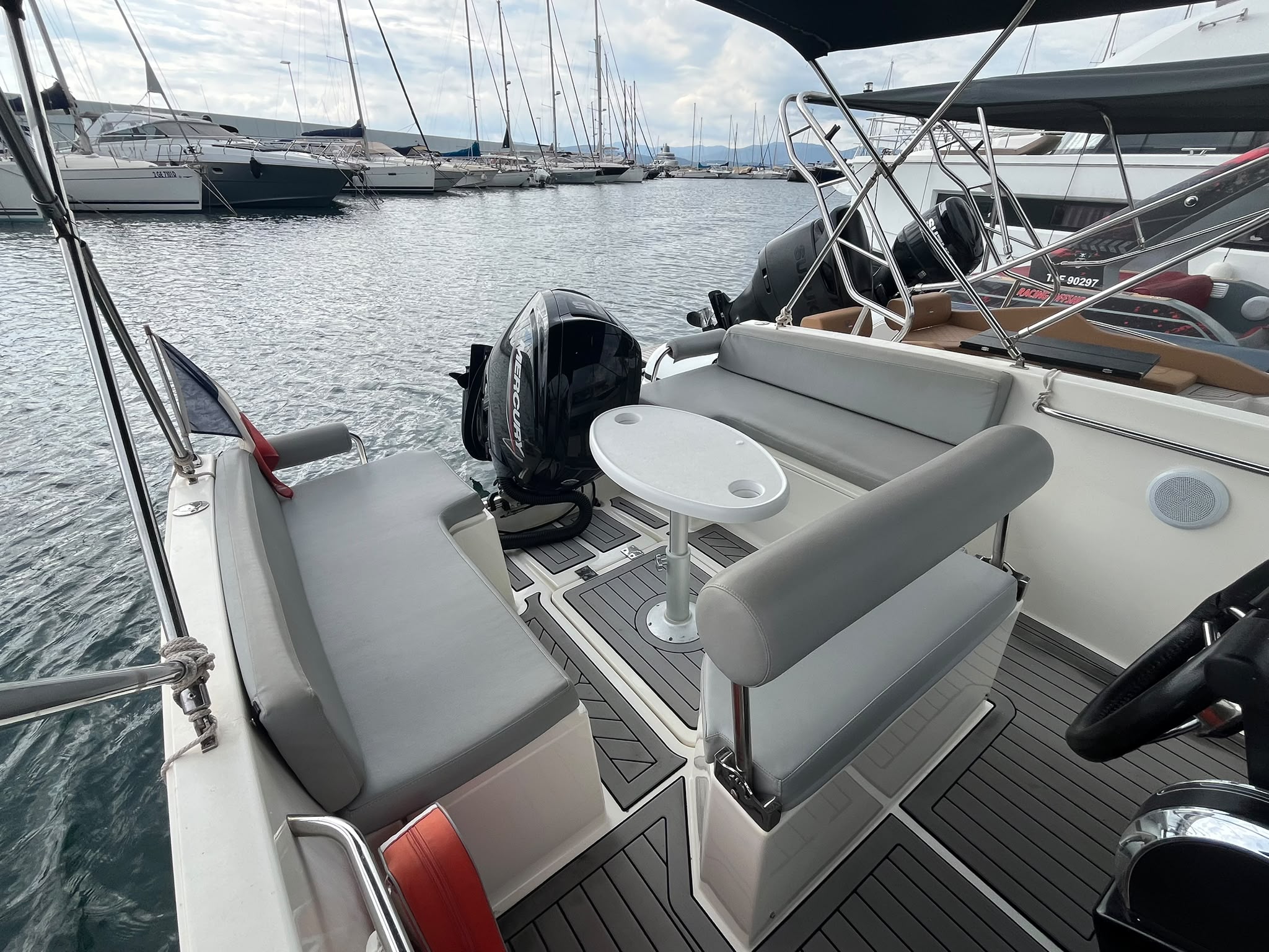 Nuva M6 Open 2020 – Mercury 115 EFI – 5,99 m – LOA – Image 22