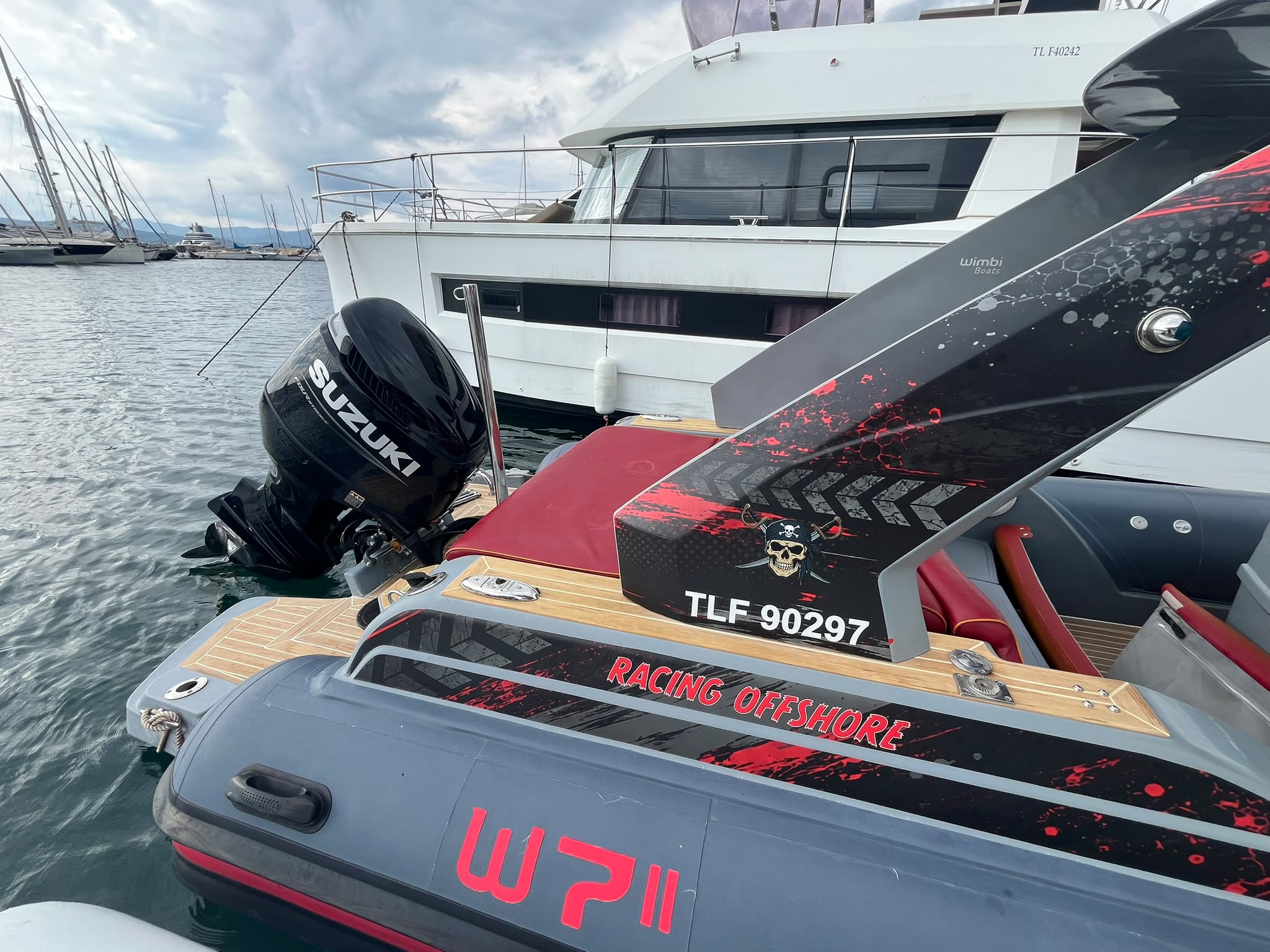 Wimbi W7 2019 – Suzuki DF250 – 209 H – Remotorisé – Hypalon – Hard Top – Simrad – Image 8