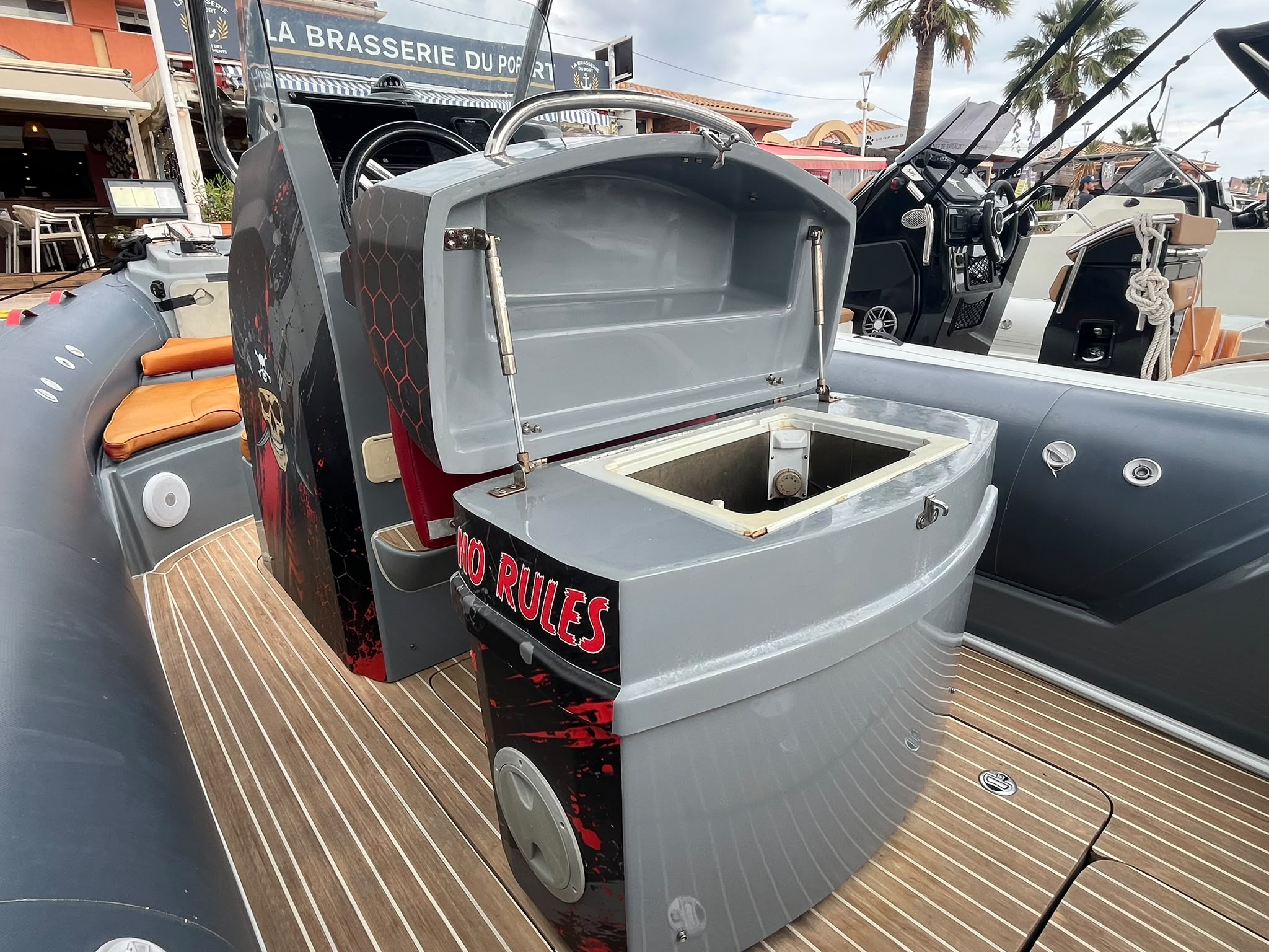 Wimbi W7 2019 – Suzuki DF250 – 209 H – Remotorisé – Hypalon – Hard Top – Simrad – Image 21