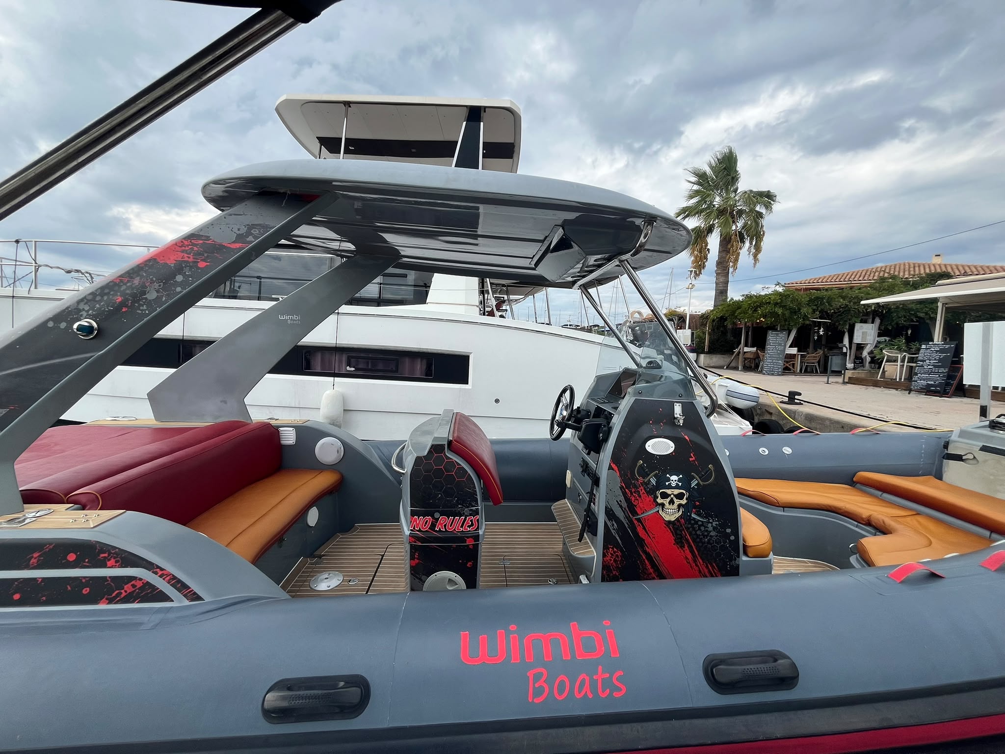 Wimbi W7 2019 – Suzuki DF250 – 209 H – Remotorisé – Hypalon – Hard Top – Simrad – Image 6