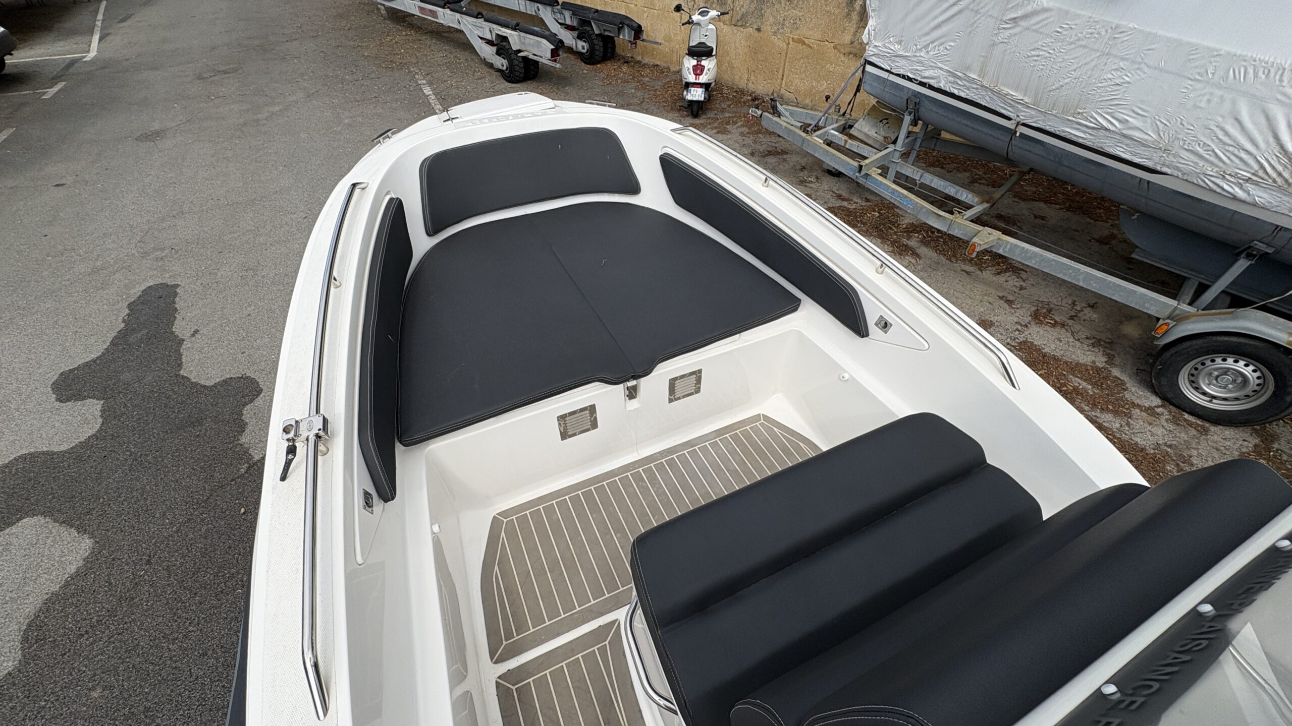 ZAR 61 – 2025 – MERCURY PRO XS 175 CV – 72 HEURES – REMORQUE INCLUSE – Image 4