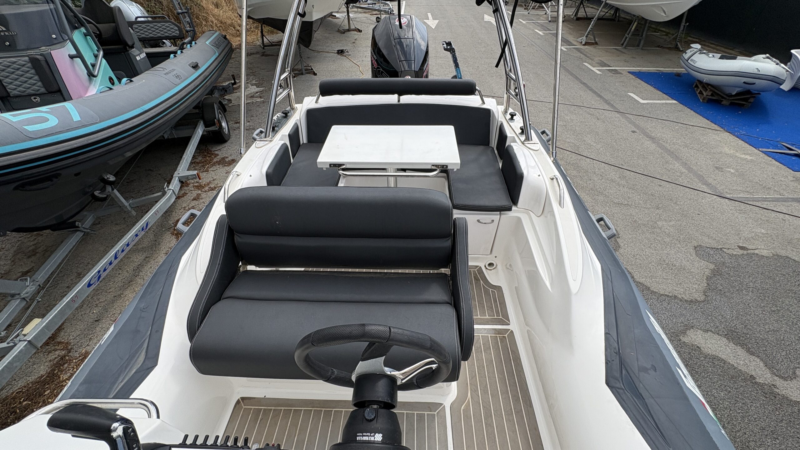 ZAR 61 – 2025 – MERCURY PRO XS 175 CV – 72 HEURES – REMORQUE INCLUSE – Image 6