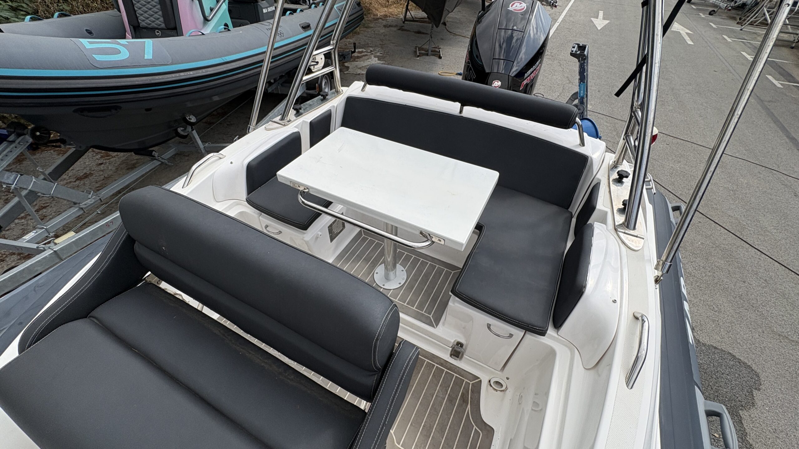 ZAR 61 – 2025 – MERCURY PRO XS 175 CV – 72 HEURES – REMORQUE INCLUSE – Image 7