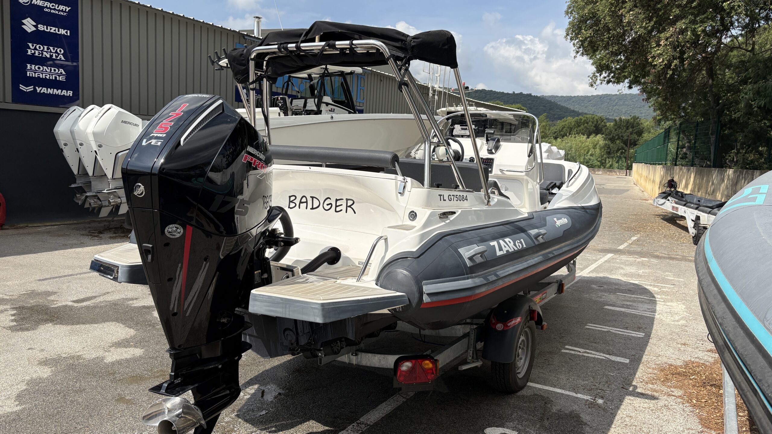 ZAR 61 – 2025 – MERCURY PRO XS 175 CV – 72 HEURES – REMORQUE INCLUSE – Image 11