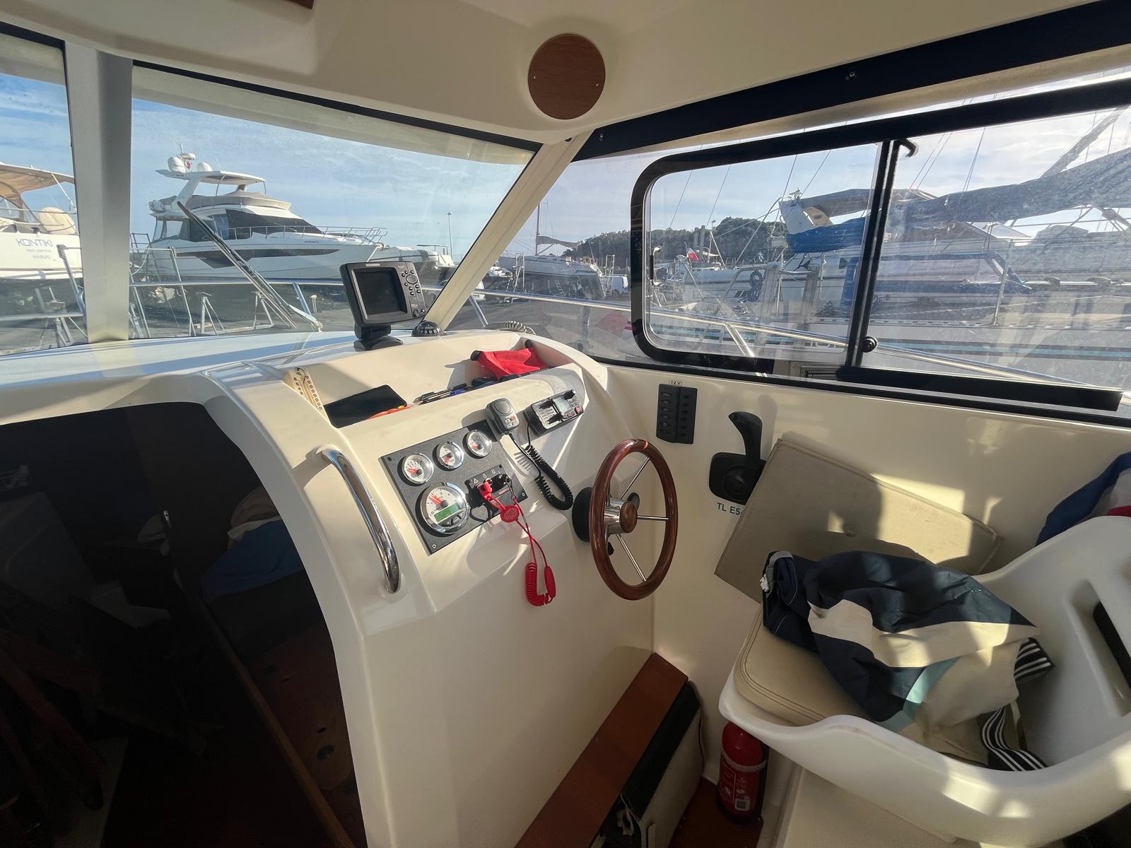 Jeanneau Merry Fisher 705 2011 – Yanmar 150 CV Diesel – Première Main – Image 40