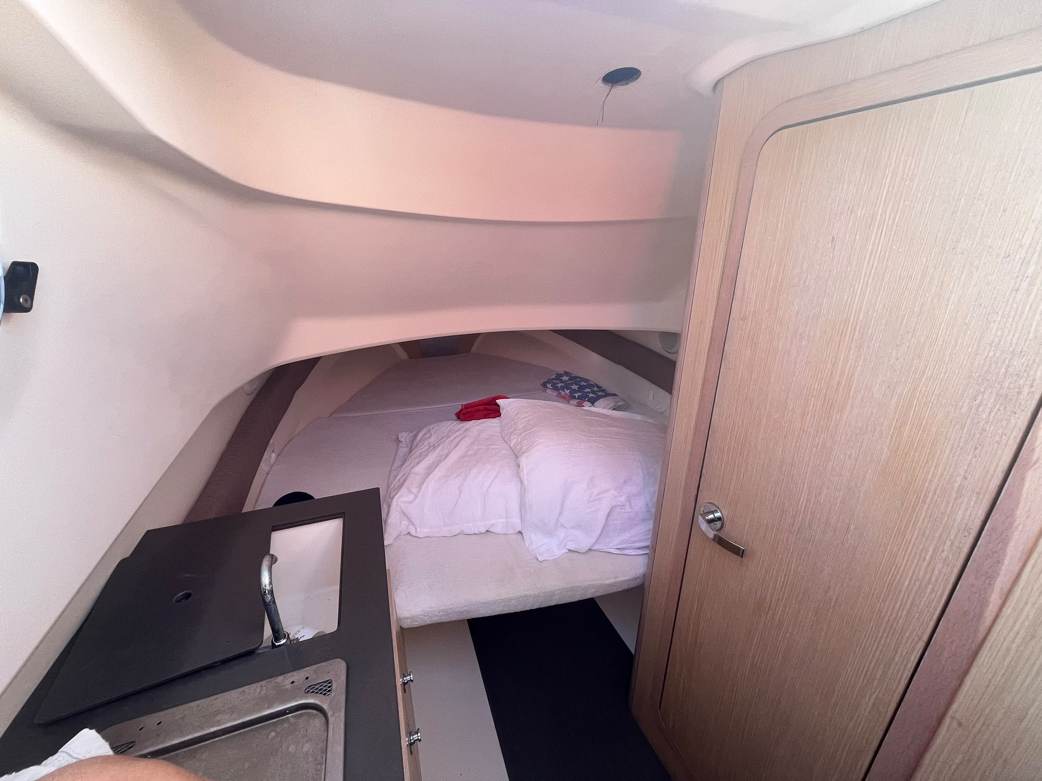 Capelli Tempest 850 WA 2013 – Yamaha F350 350 CV – 480 H – Cabine Double – WC – Image 17