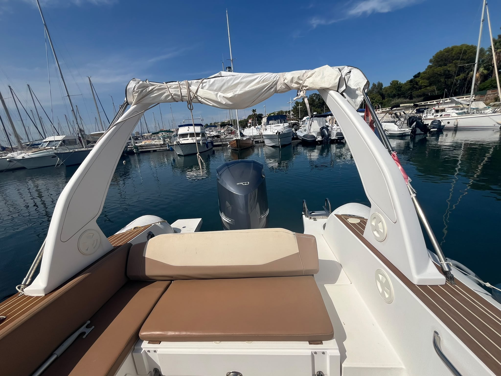 Capelli Tempest 850 WA 2013 – Yamaha F350 350 CV – 480 H – Cabine Double – WC – Image 14