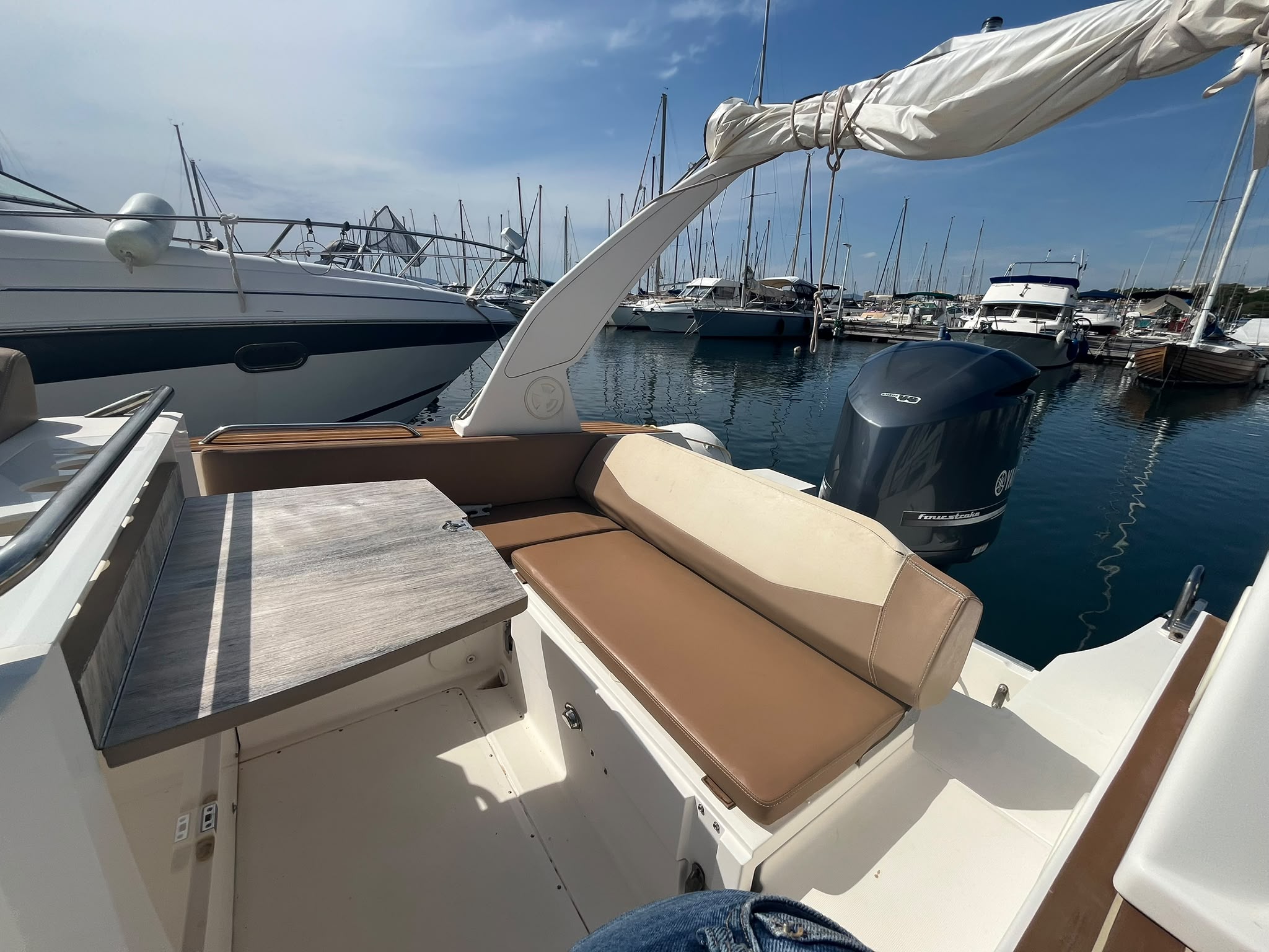 Capelli Tempest 850 WA 2013 – Yamaha F350 350 CV – 480 H – Cabine Double – WC – Image 15