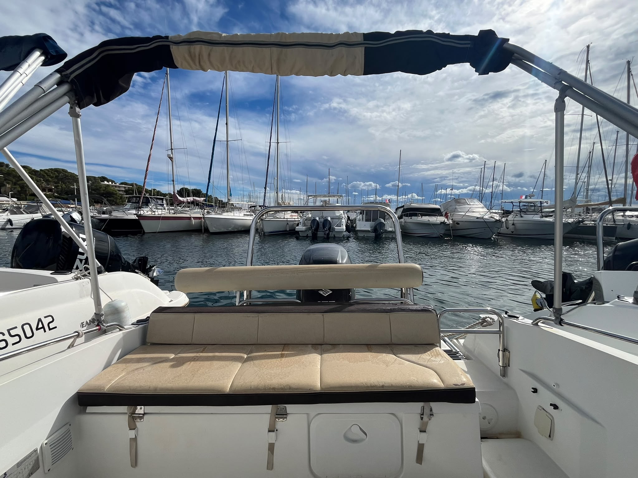 BENETEAU Flyer 6 Sundeck – 2014 – Suzuki DF175 – 1 010 H – Image 11