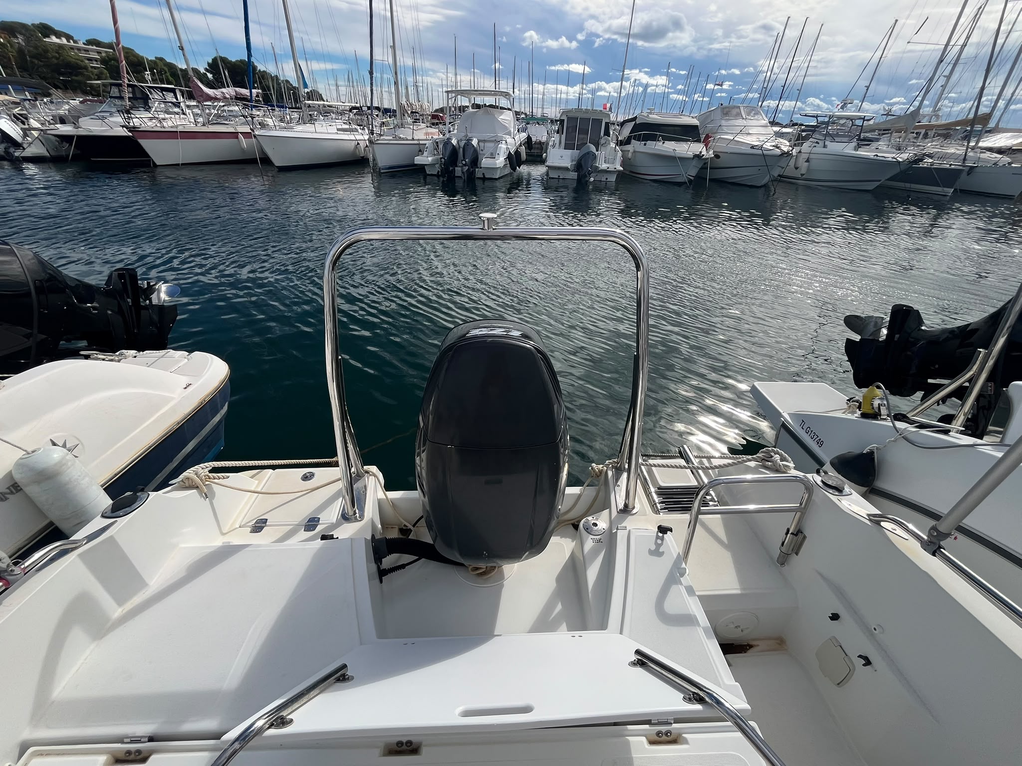 BENETEAU Flyer 6 Sundeck – 2014 – Suzuki DF175 – 1 010 H – Image 12